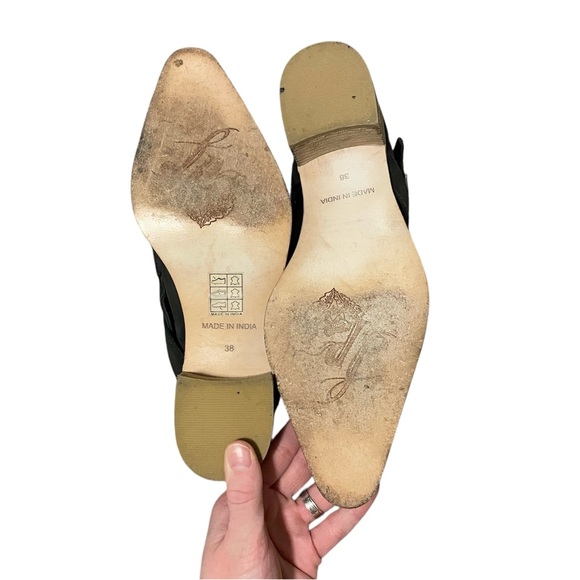 Free People “Back Loop” Ankle Boot - Picture 4 of 6